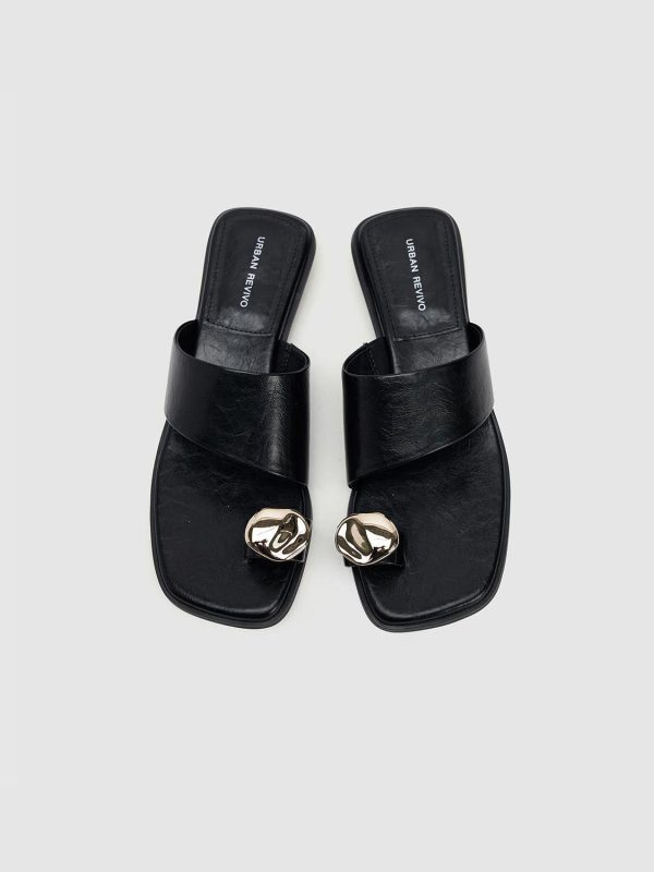 Slippers - Image 4