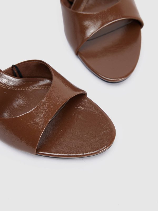 Heeled Slippers - Image 5