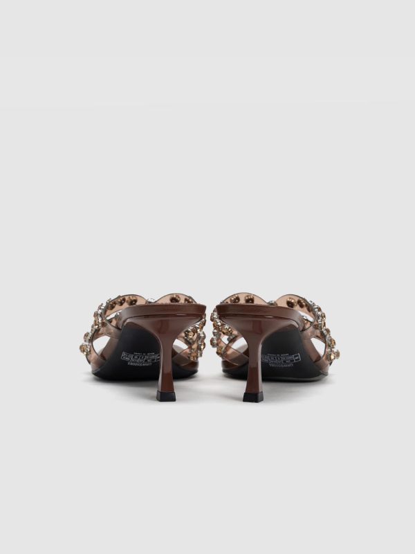 Slippers - Image 9