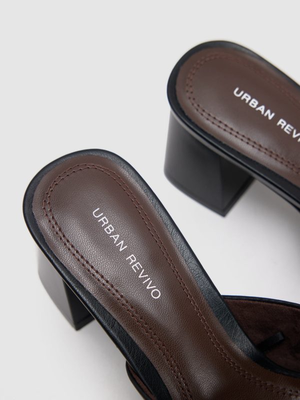 Slippers - Image 6