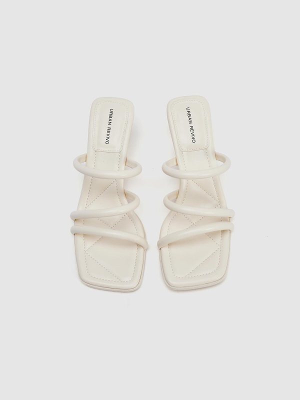 Slippers - Image 4